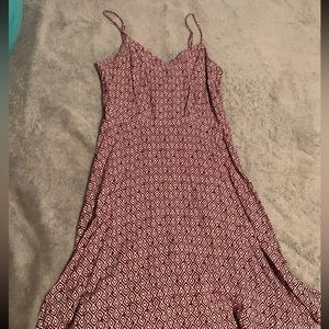 Red and white patterned strapless dress